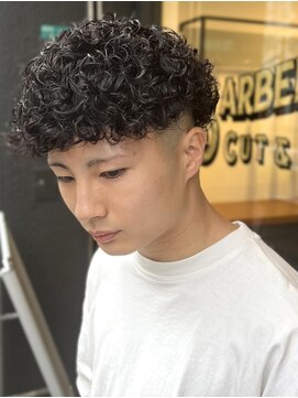 スワッグバーバースタジオ(SWAG BARBER STUDIO) プードルパーマ