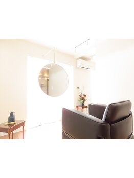 自分へのご褒美に☆半個室の落ち着いた空間で周りを気にせずゆったりとお過ごしいただけます♪