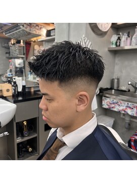 デン 仙台店(DEN) フェザーパーマ/スパイキーショート[榴岡/メンズ/理容室]