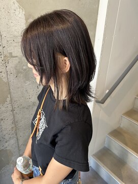 アイリー 名古屋(A/LEE) ウルフカット/インナーカラー/ミルクティーベージュ