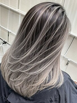 エノア 青山(ENORE) ハイライト/バレイヤージュ/グラデーションカラー/ダブルカラー