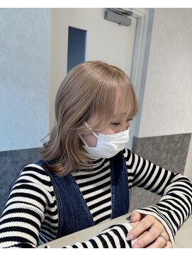 サロウィン 広島(SALOWIN) ミルクティーベージュ