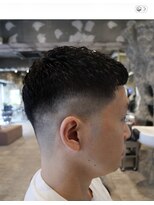 チルチェア 横浜(CHILL CHAIR) クロップ×アイロンパーマ<横浜/フェード/クロップ>