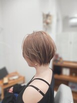ツナグ(TSUNAGU) 質感と量感にこだわってつくるショートスタイル×透明感カラー