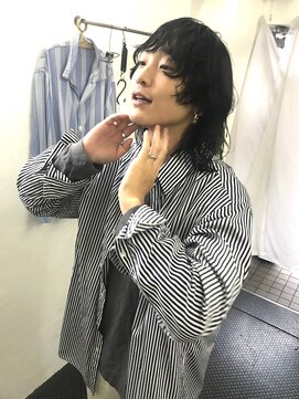 フィン(fin,) ツイストスパイラル/韓国マッシュ/センターパート/ブリーチ