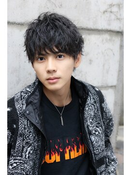 ネイビー(NAVY) ソフトツイストパーマ 黒髪ショートレイヤー ラウンドマッシュ