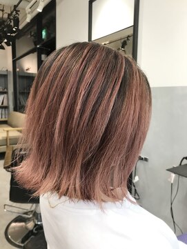 エイト 池袋店(EIGHT ikebukuro) 薄ピンクバレイヤージュ