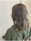 フォギーグレージュ