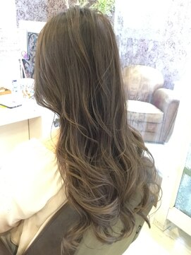 ココマリー 小禄店(CoCo marie) 柔らかラフウェーブロング☆