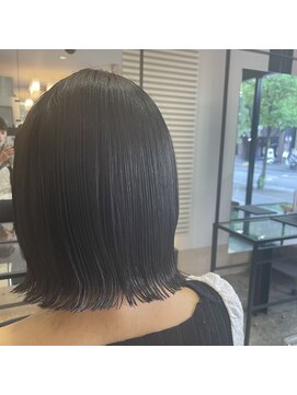 ノーム バイ アウラ(norm. by aura) 外ハネボブ