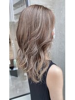 ドゥマン(Demain)&nbsp;◎大人かわいいこなれレイヤー美髪グレージュ小顔ヘア透明感