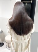 後ろ姿まで美しくなるツヤ髪ロング
