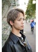 シルバーアッシュ×センターパート