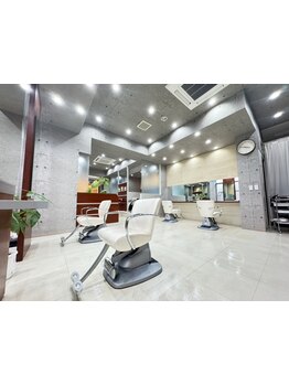 こだわりの技術×商材×空間が40～50代女性から好評◎大人女性ならではの髪のお悩み解決致します。