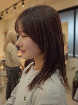 シム 千葉(sim) くびれミディアムとチョコブラウン　stylist今井