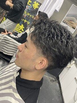 ダムディートウキョウ 錦糸町店(DAMDEE TOKYO) ツイストパーマ