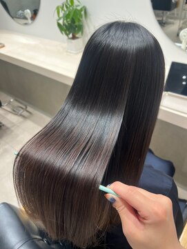 アメリ(ameri) 【ameri miyuki】髪の芯から整うストレートケア◎