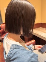 ブラン(Le BLANC)&nbsp;【八幡 望弓】切りっぱなしタイトボブ