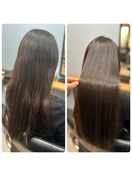 シーク(Seek) ロングストレートヘア