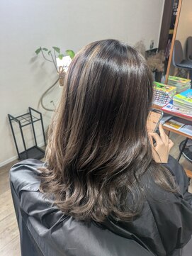 ハイライト＋グレージュ