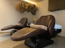 くつろぎリラックスできるシャンプー台を選びました。