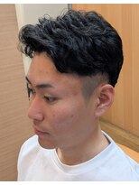 トウキョウケン(Tokyoken)&nbsp;センターパートナチュラルアイロンパーマ