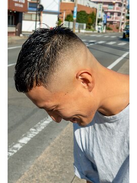 ウール(WOOL) 限りなくボウズに近いクロップ