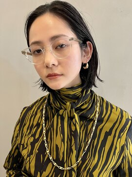 ヘアモード カクテル 耳かけタイトボブ【JUN】