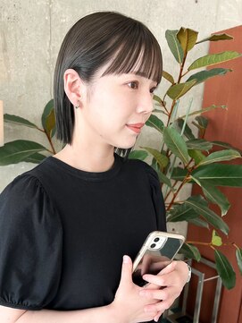 ノエ(noe) ボブ×オリーブベージュ