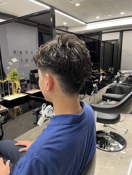 ハルキミナト ジャパン トウキョウ(HARUKI MINATO japan TOKYO) メンズパーマ