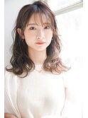 コテ巻き風ウエーブ×柔らか透明感マロブラウン
