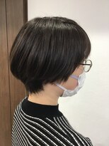 アリー(Ari-) 面長さんだけど丸顔に見えるショートヘア