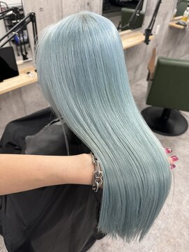 モニカ 栄店(MONIQA) みずいろ