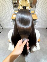 ニノット 武蔵小杉(○nino.) 黒髪/ネビージュ/小顔/ワンレン/縮毛矯正/髪質改善