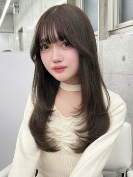 エヌアイ オモテサンドウ(ni omotesando) 人気色オリーブグレージュ＊ふんわりまとまる韓国レイヤーカット