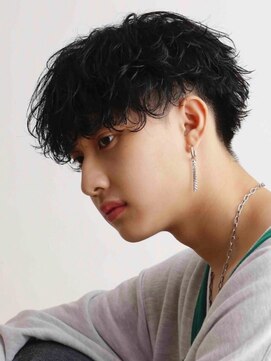 ゴールド 京都 三条(GOALD) スパイラルパーマVマッシュフェードカット