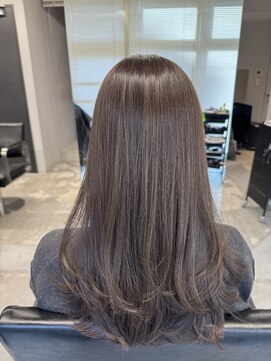 レイヤーカット/くびれヘア/ベージュカラー/２０代/