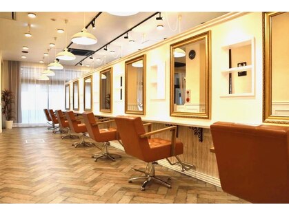 クロエ バイ ラヴィズム 長岡古正寺店(CLOE by LUVISM)の写真