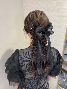 ツイン編み下ろし　【金山/名古屋/ヘアメイク】