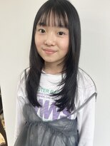 ヘアーアイストゥーレ(HAIR ICI TRE)&nbsp;キッズ　カット　ロング　ミディアム　レイヤー　担当阿知波