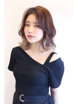 ビアンコ カーロ 二子新地店(Bianco caro) 裾カラー×ツートーンカラー◎30代40代50代