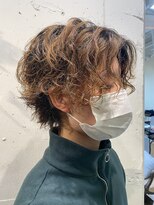 エル(EL by green)&nbsp;《tomi》センター分け×無造作スパイラル