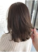 透明感溢れるブリーチなし、ミルキーベージュ