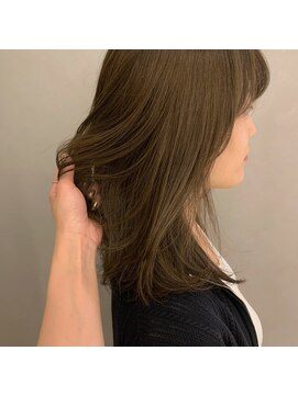 アンドワン 自由が丘(＆ONE) 【&ONE 自由が丘】　olive × beige