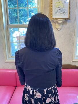 美容室 ティンカーベル ボブ