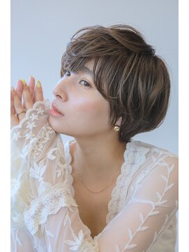 ナットナウ(NOT NOW) 大人可愛い20代30代40代黒髪前下がりひし形小顔ボブ丸みショート