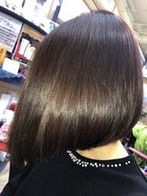 ヘアアンドメイクシュビア(SuBiR)