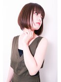 ショートボブ