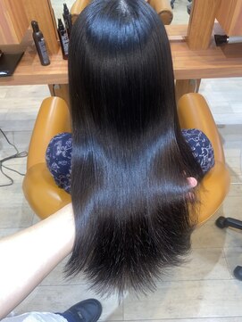 ソワン ドゥ ブレス エルネ 立花店(soin de brace elne) 美髪、ブリーチなしでできるブルーブラック
