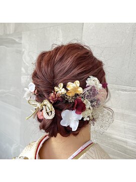 サロン Salon アイ アート 成人式ヘア ゆるふわシニヨンスタイル